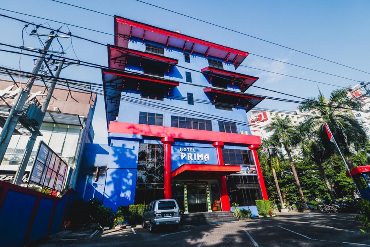 Reddoorz Near Mall Ratu Indah 2 Hotel 3*